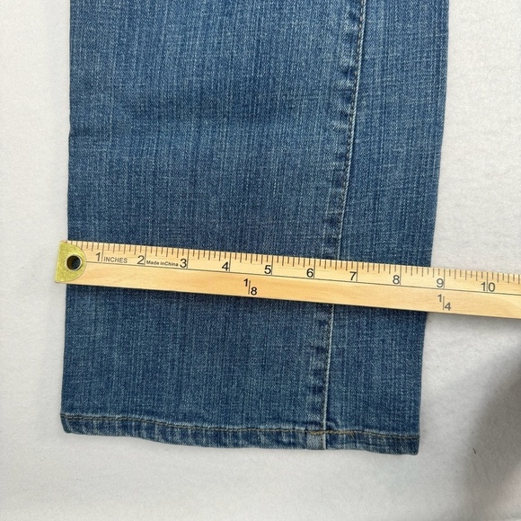 DKNY Downtown Brooklyn Bootcut Jeans Womens Juniors Size 11 Medium Blue Mid Rise - Picture 11 of 12